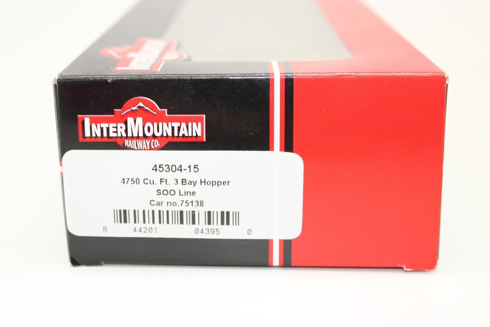 InterMountain HO Scale SOO Line PS 4750 Cu Ft 3 Bay Covered Hopper Car NOS