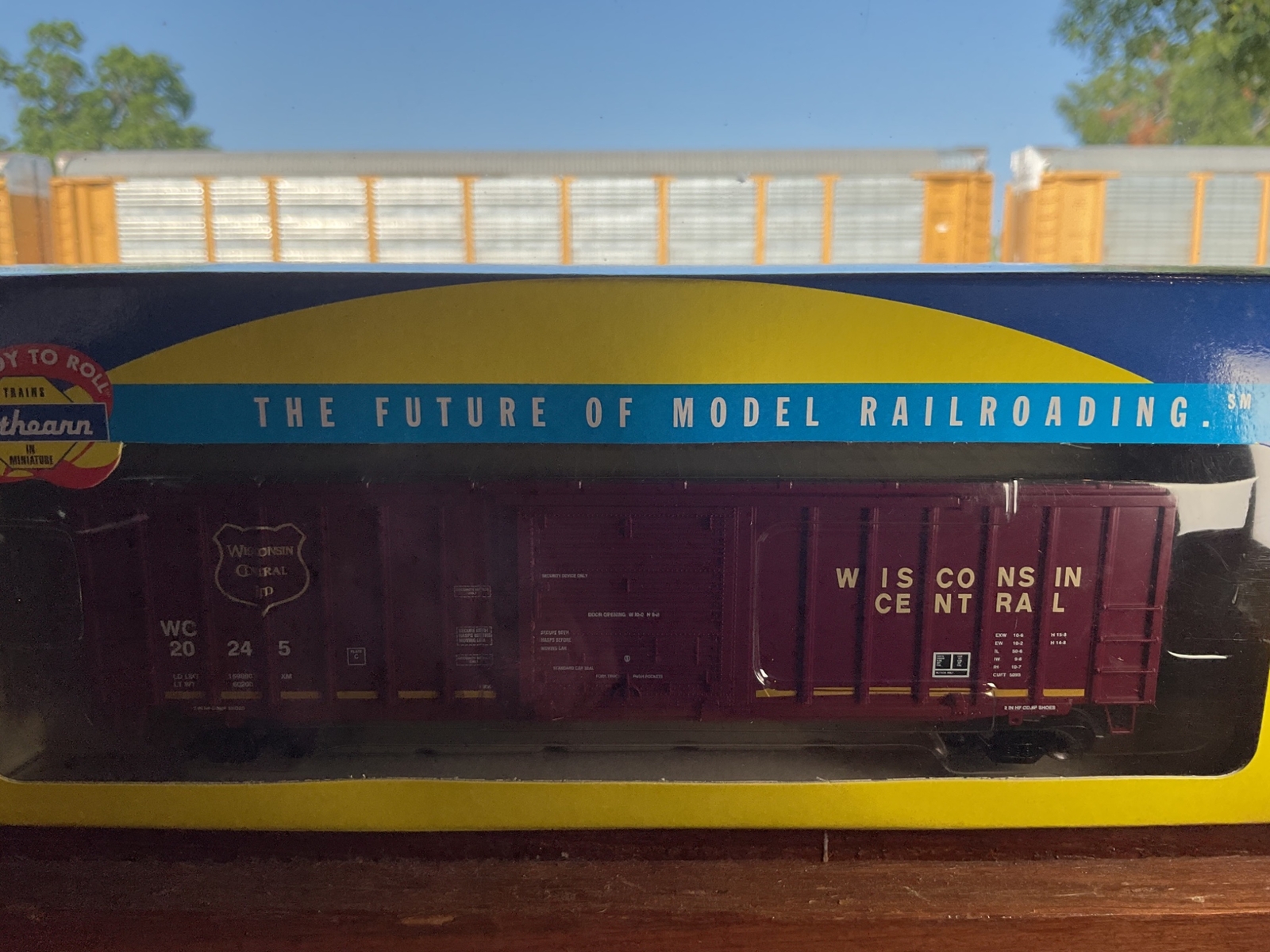 ATHEARN READY TO ROLL HO-SCALE 50’ WISCONSIN CENTRAL BOXCAR #7055 L@@K!!! 🚂