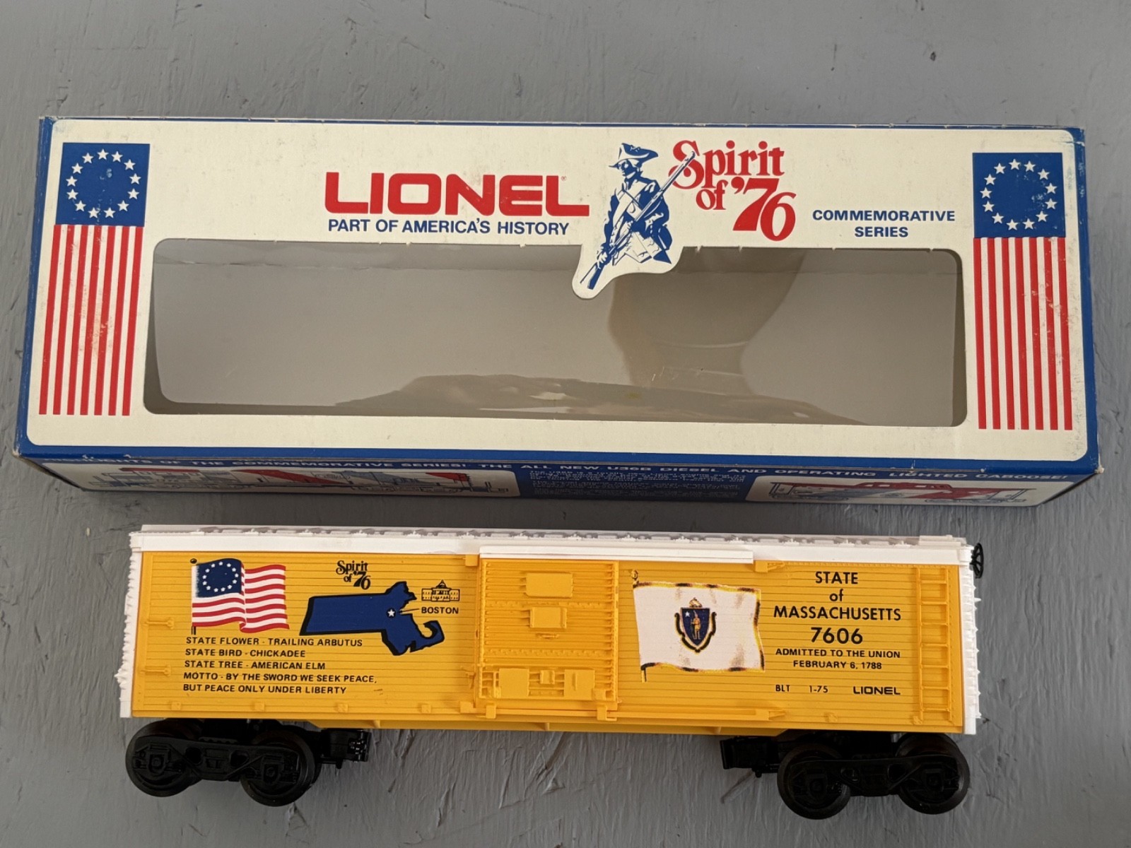 Lionel O Gauge Spirit of 76 13 colonies boxcar set w caboose very good C6 OB