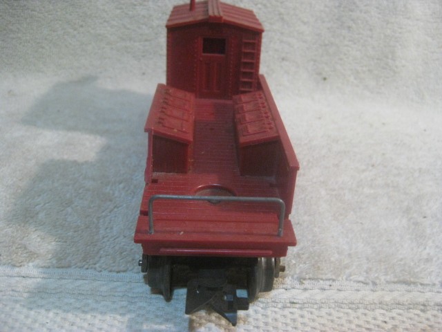 Marx AT&SF Maintenance of way Work Caboose – Tuscan Red – 8 wheel (READ)