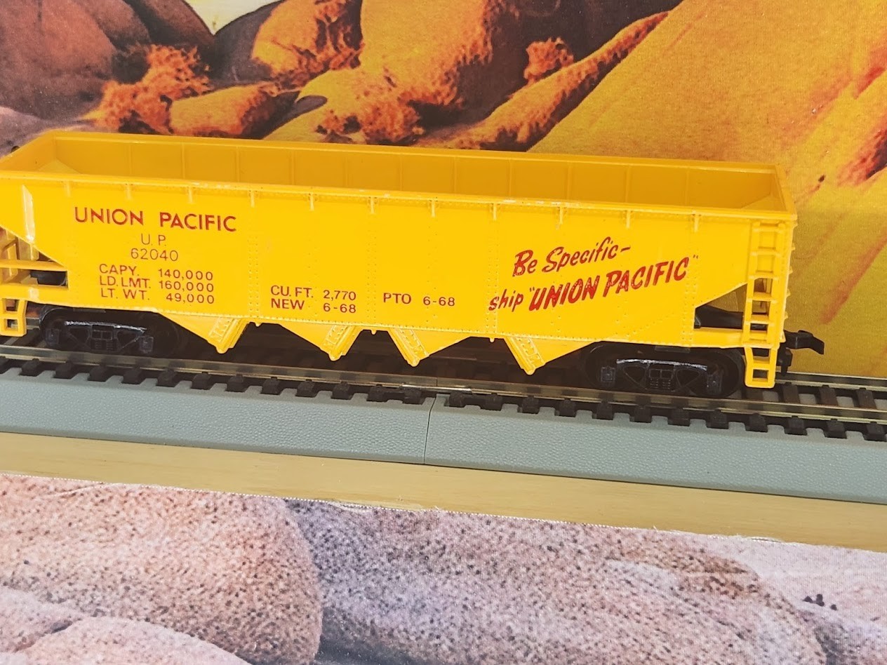 Ho Union Pacific coal car