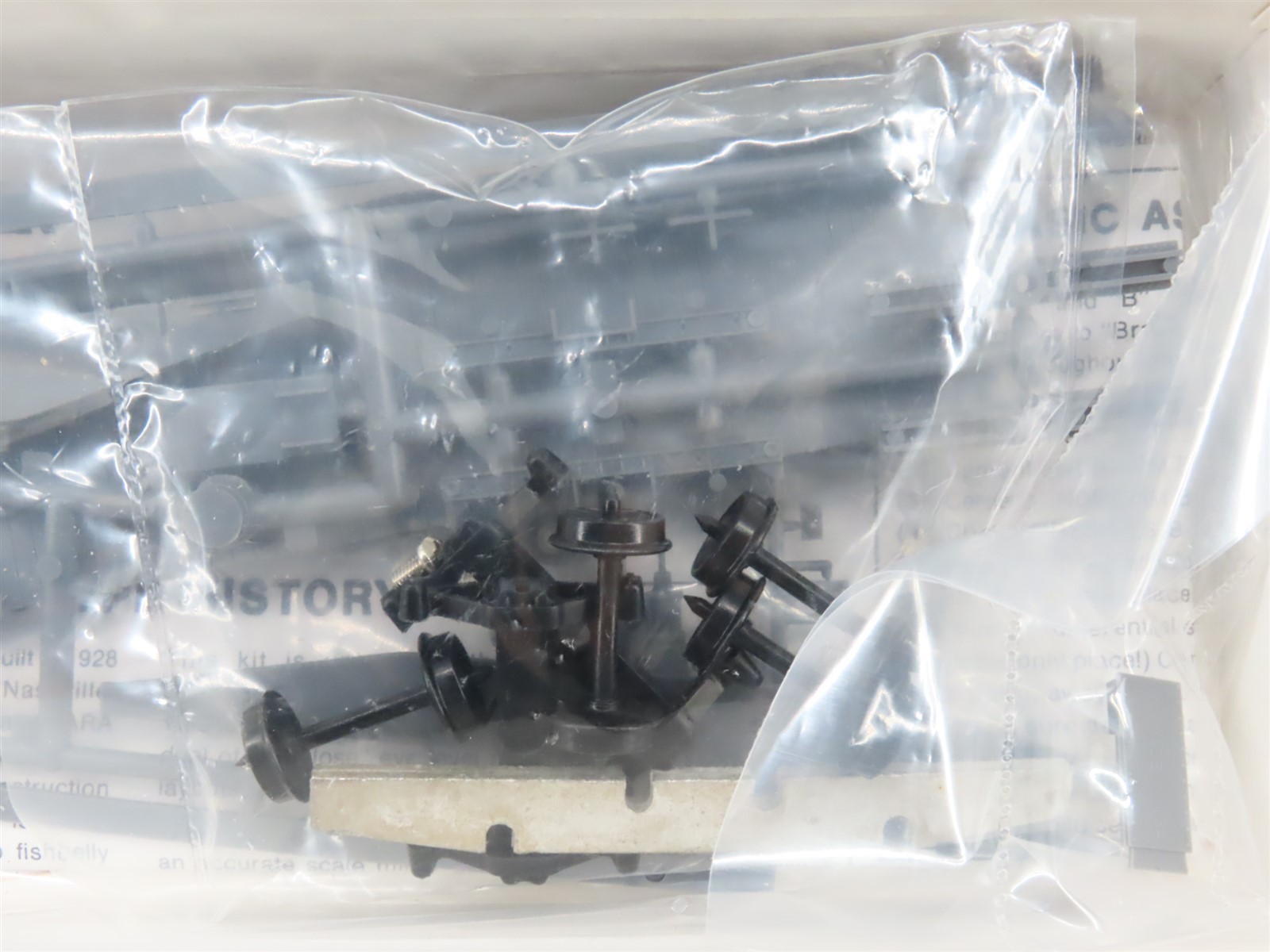 LOT of 4 HO Scale Tichy Train Group Kits #4021 Unpainted 40′ Flat Cars