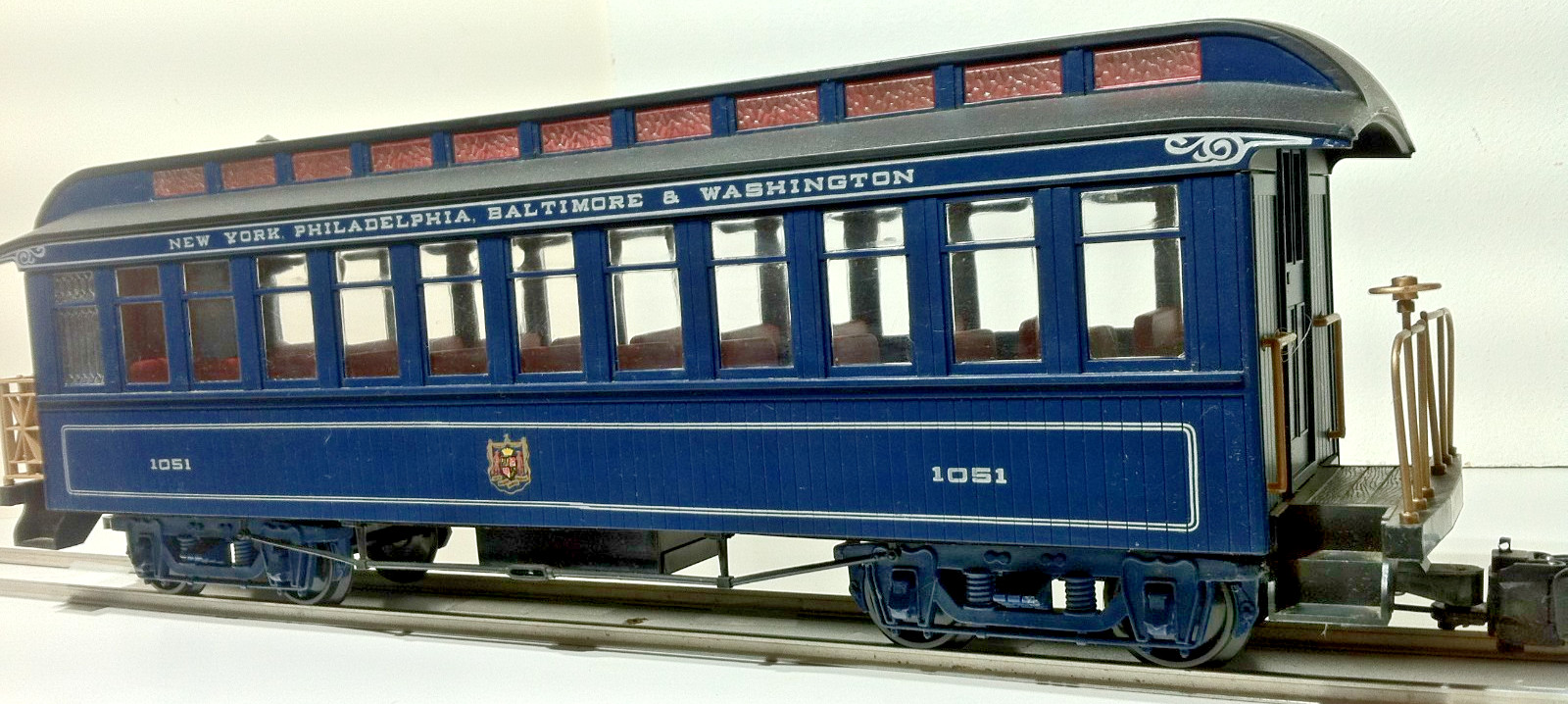 (2) Bachmann Big Haulers G Scale Passenger Cars 1988 Royal Blue Line