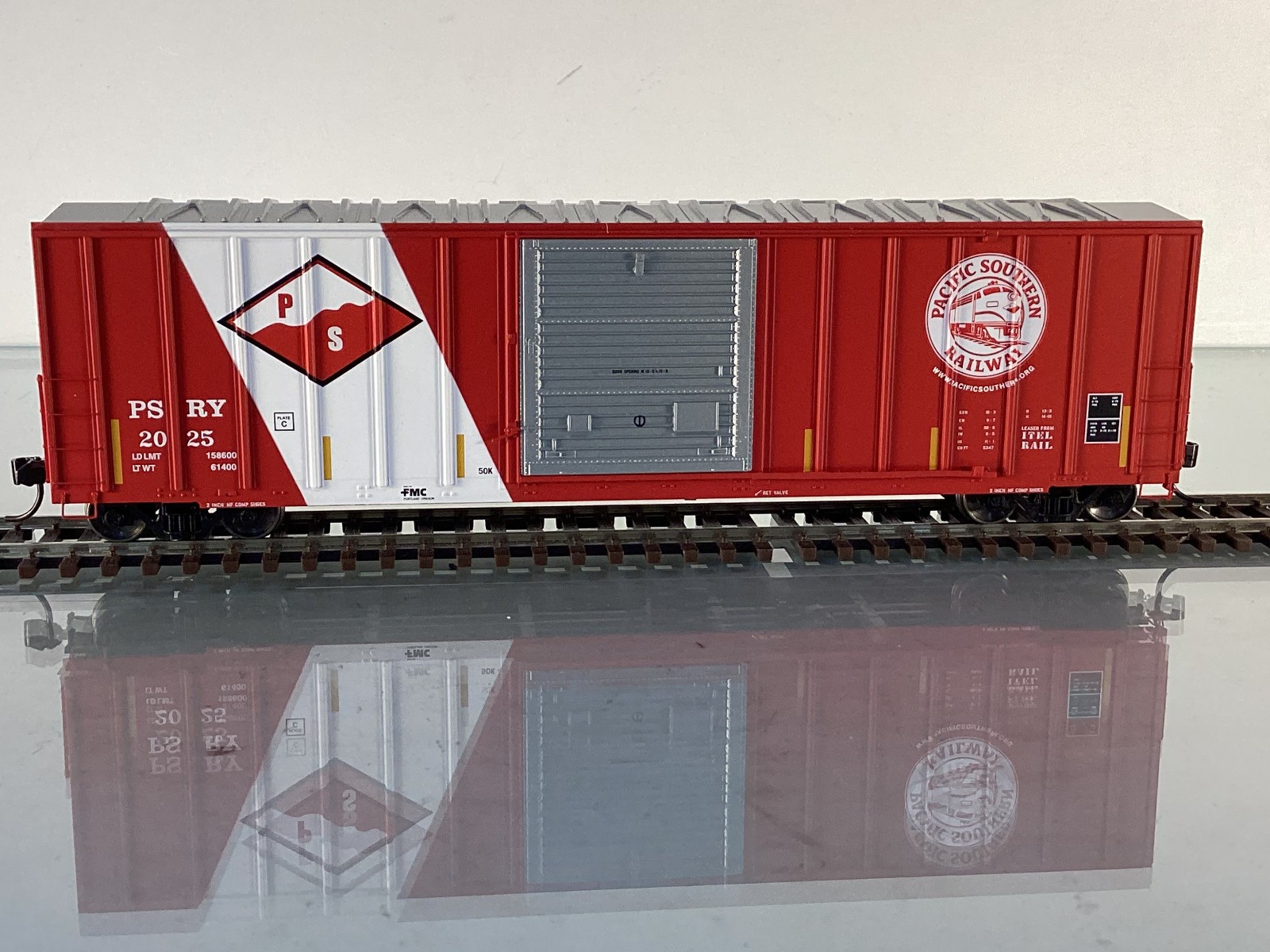 Atlas HO Scale Pacific Southern FMC 50′ Box Car #2025, Master Line, Signed