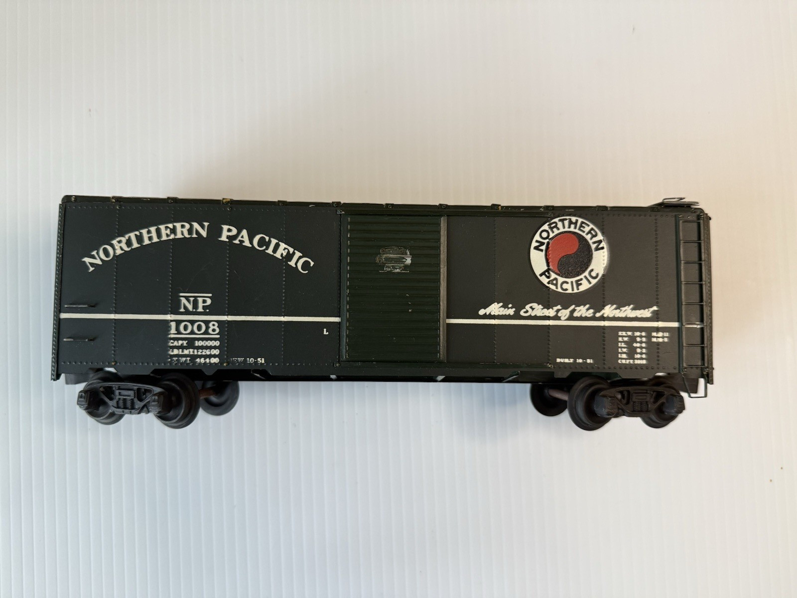 UNKNOWN NORTHERN PACIFIC #1008 SCALE BOX CAR O SCALE Wooden Base NP