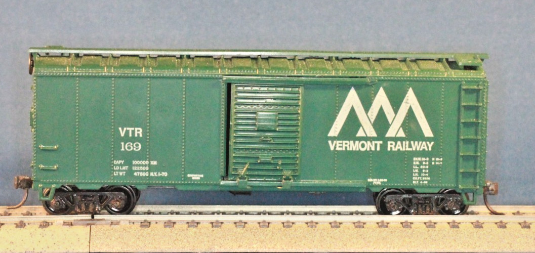 JP HO Scale Athearn 40’ Steel Single Door Boxcar. Vermont Railway VTR #169.