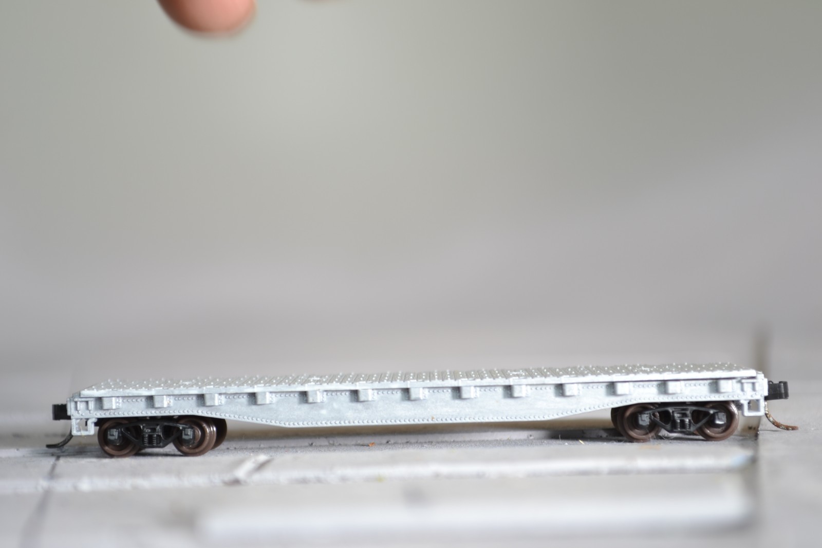 80303 N Scale ATLAS BOX CAR GN GREAT FLAT CAR UNDEC UNPAINTED