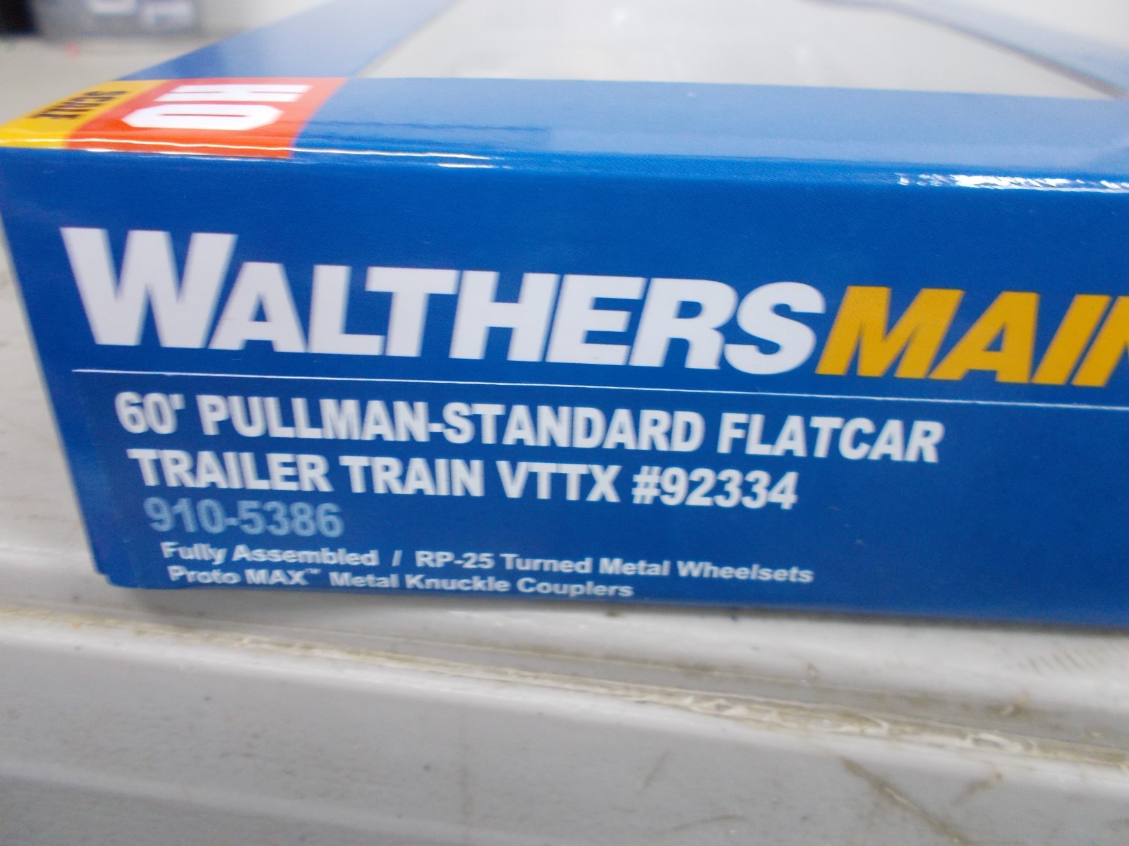WALTHERS ~ TRAILER TRAIN VTTX 60′ PULLMAN-STANDARD FLAT CAR # 92334~HO SCALE