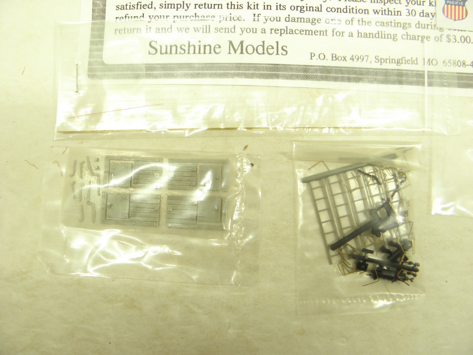 SUNSHINE MODELS KIT #25.5 – P.F.E. R-40-1 – 40′ REEFER – HO RESIN KIT – LOT #44