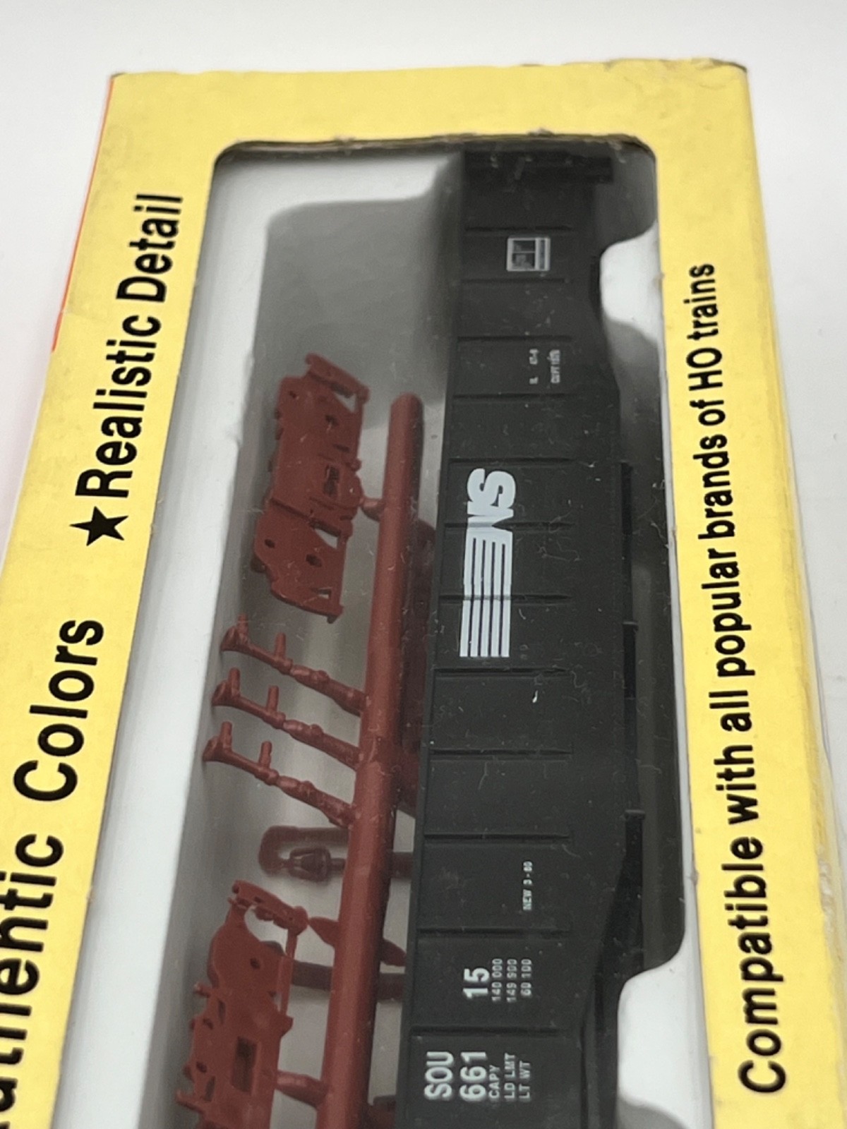 Con-Cor HO Scale 54′ Mill Gondola w/ Load Norfolk Southern SOU 661 Kit