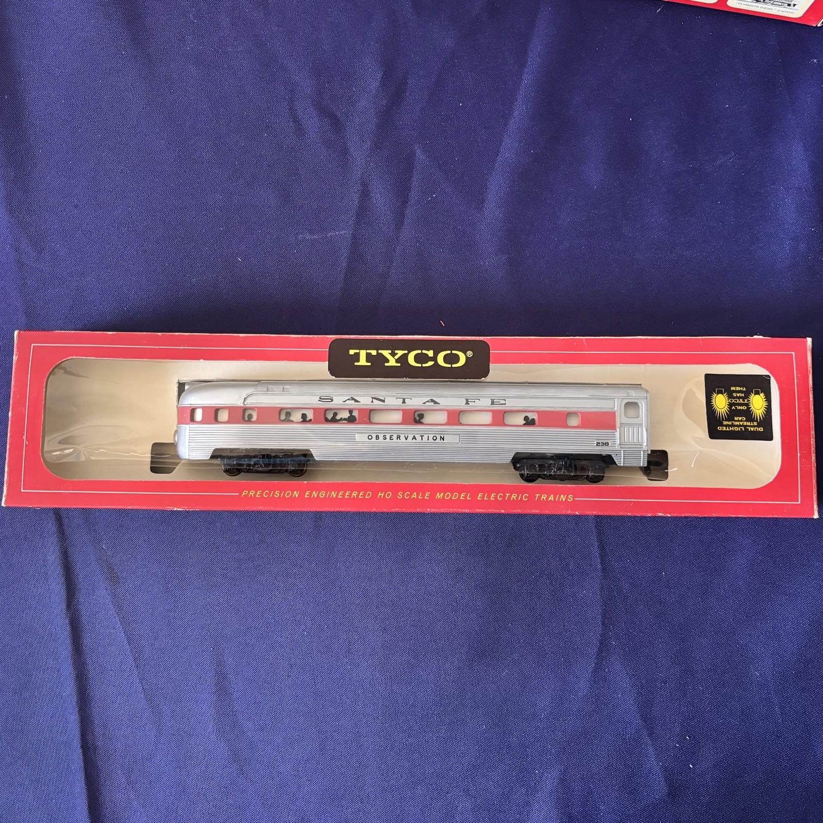 Vintage TYCO HO Scale Santa Fe Passenger Train Boxed Red Box 6 Piece Lot