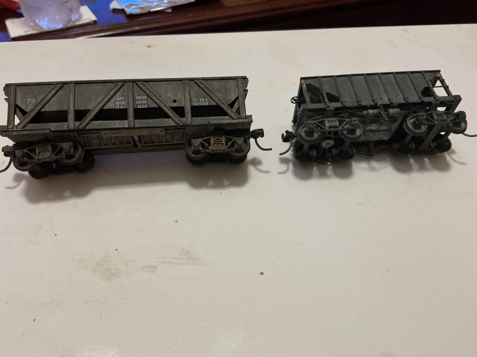 VINTAGE OLD TIME HO scale set of two types wood ore car and gondola very neat