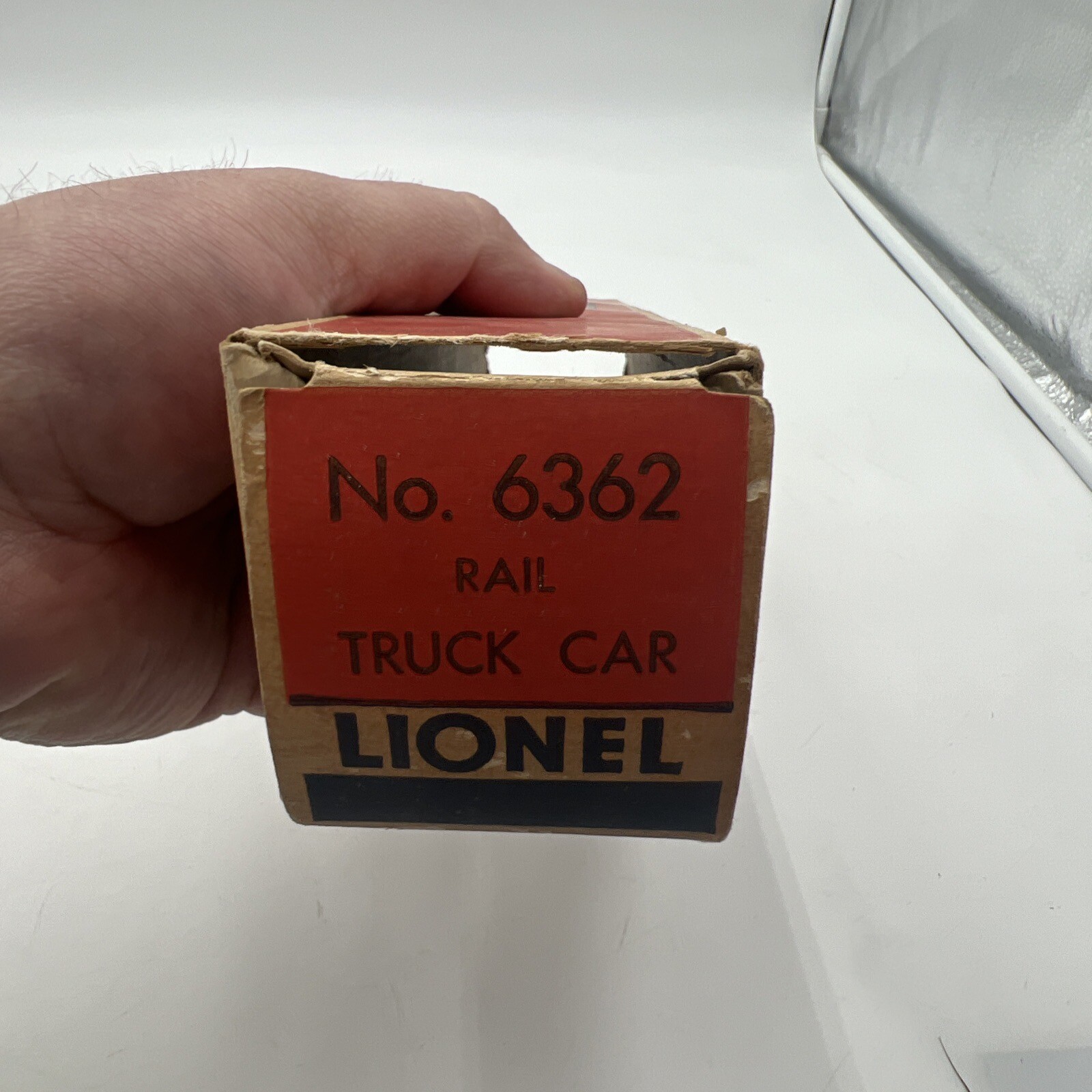 LIONEL POSTWAR O GAUGE 6362 ORANGE RAIL TRUCK CAR WITH 3 TRUCKS #636255 + BOX