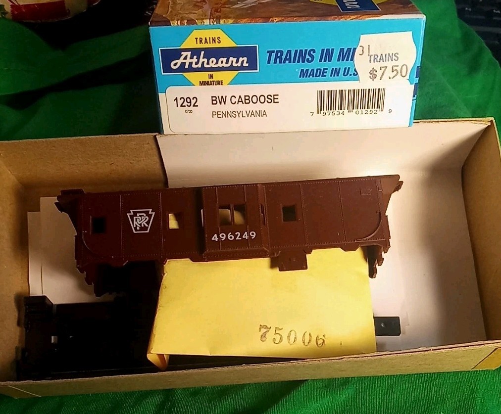 Pennsylvania Railroad Bay Window Caboose Blue Box 1292 Athearn Kit PRR 496249