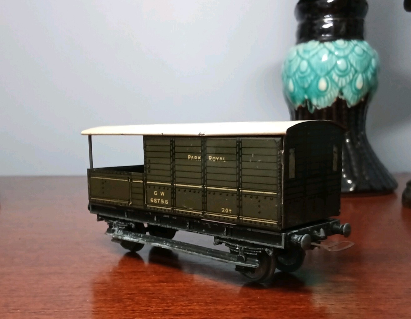 Rare Pre War Hornby Dublo 2/3 Rail Park Royal Goods/Brake Wagon.