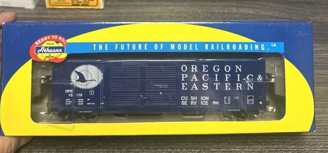 Athearn HO RTR 92923 50’ FMC Offset DD Box Oregon Pacific & Eastern NIB
