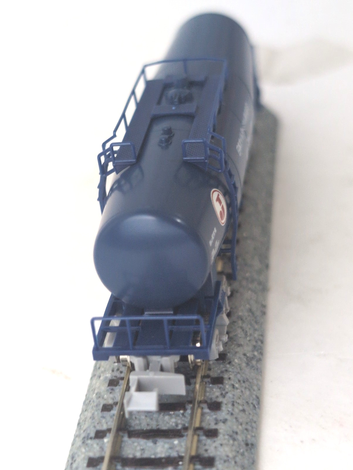 KATO – Tank Car Taki1000 “JAPAN OIL TRANSPORTATION – JOT” – N Gauge