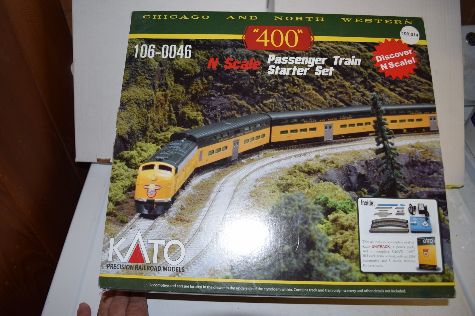 109014 KATO CNW PASSENGER TRAIN STARTER SET