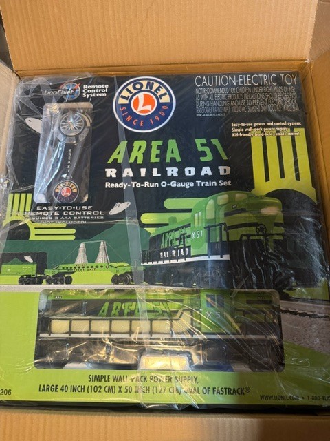 Rare Lionel Area 51 set, New in Box, 6-30206