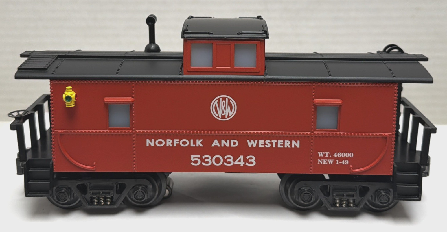 RMT-CAB241 WESTERN MARYLAND #530343 CABOOSE W/OP. MARKER LIGHTS&CONDUCTOR FIGURE