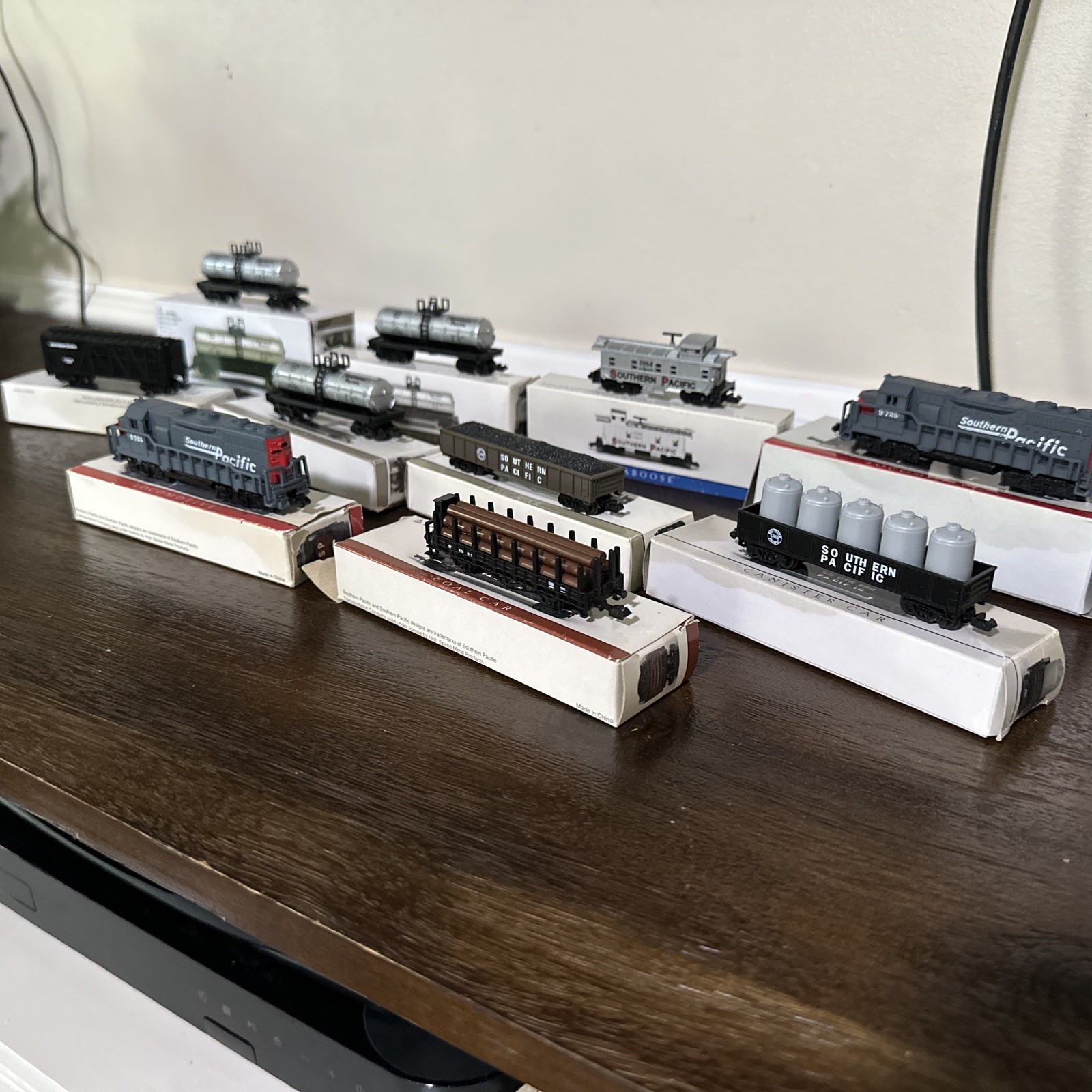 Lot of 10 Vintage Southern Pacific Trains New in Original Box