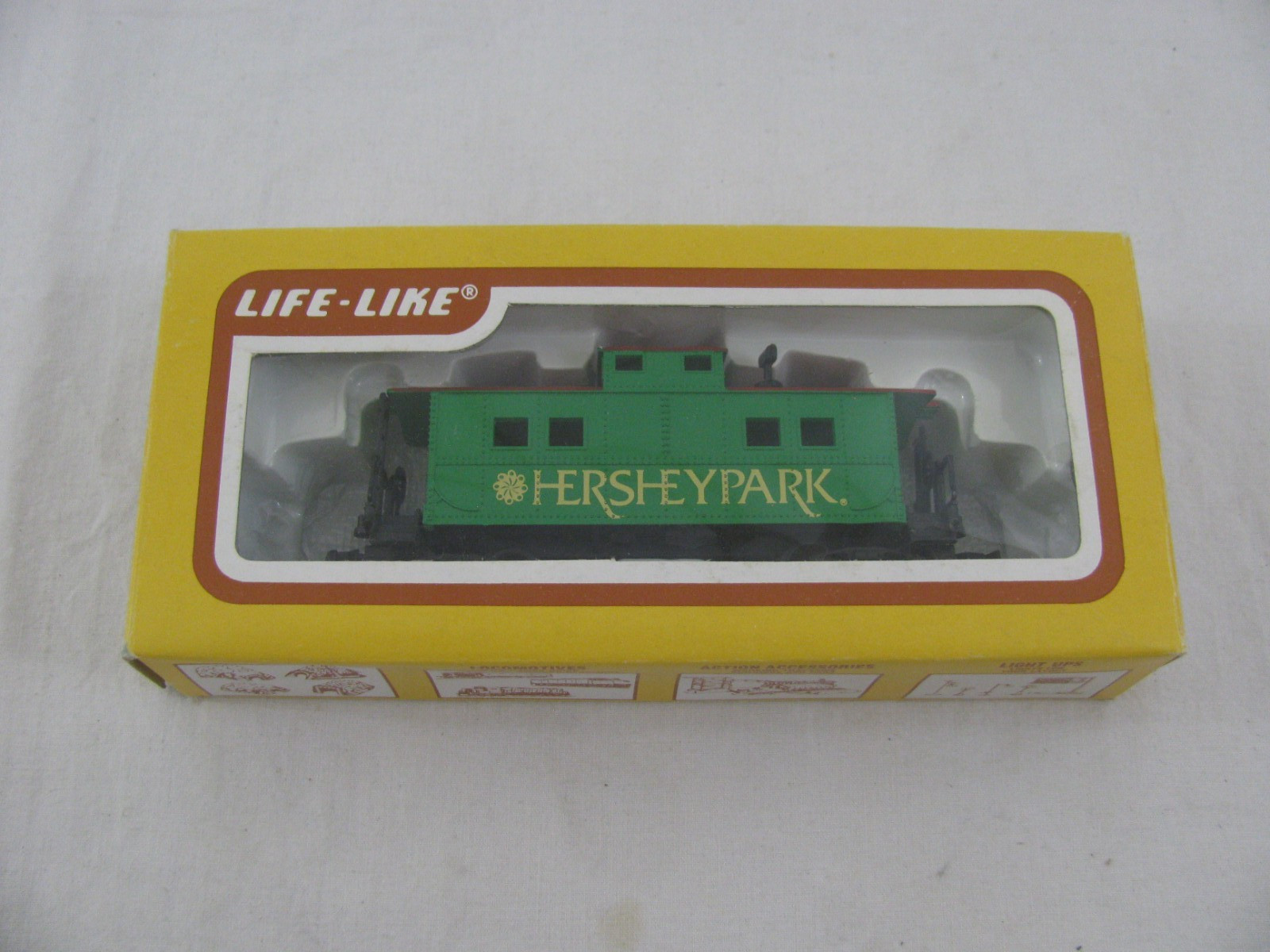 Life Like HO Scale Hershey Park Christmas Candy Lane Cupola Caboose #8937 VG