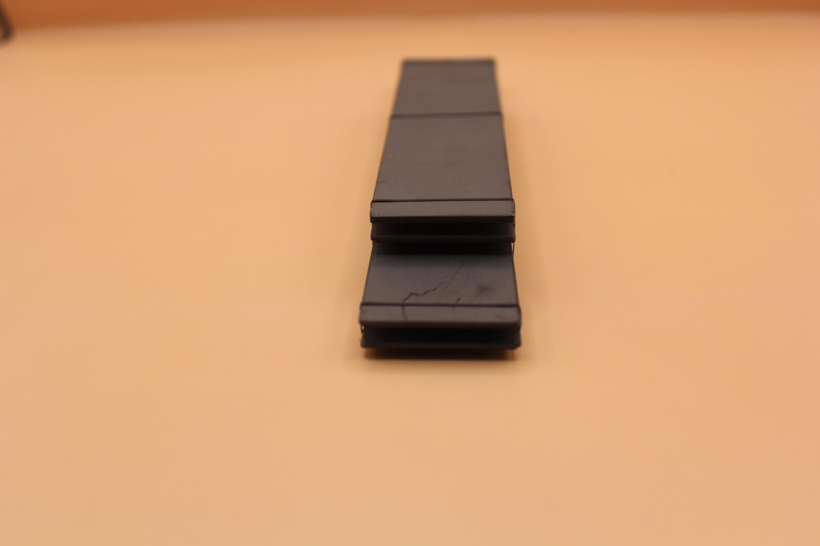 224159 HO- Scale handmade 45′ steel plates with 32′ topers painted dark gray