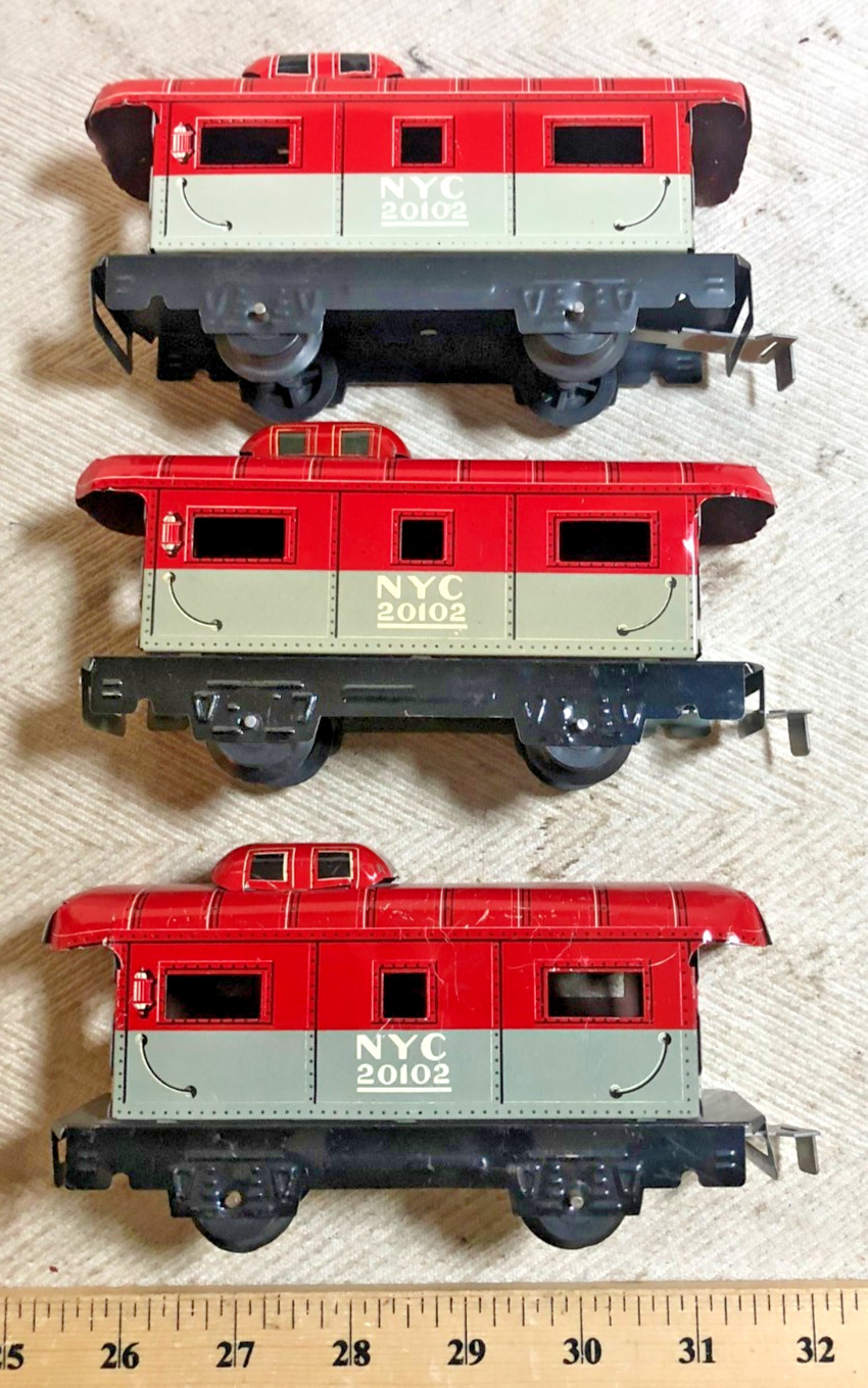 3 CLEAN Marx 6 Inch 4 Wheel Tin Lithographed 20102 Cabooses from Windup Sets (C)