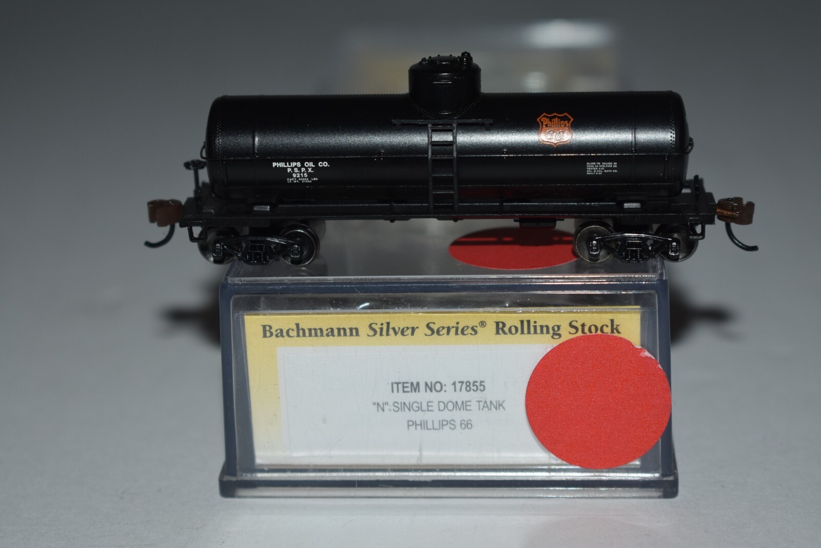 N Scale Bachmann Phillips 66 Single Dome Tank Car 9215 C46963