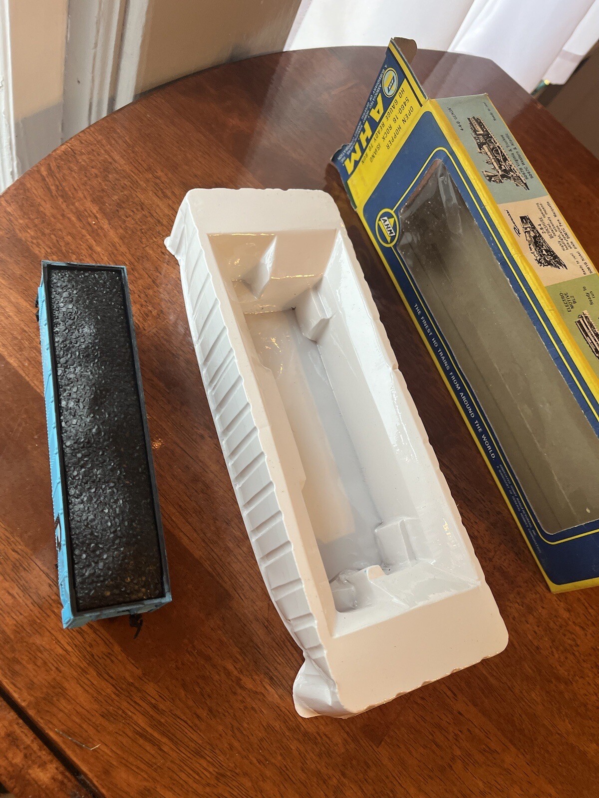 AHM 5460-16 Rock Island Freight Train Car In Box