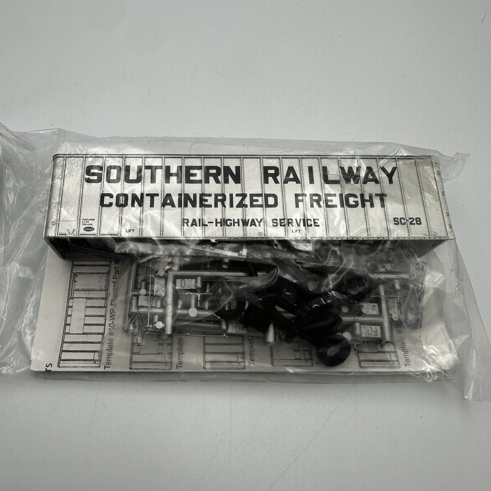 Walthers #933-1687 HO Scale Southern Train Trailer New In Packaging