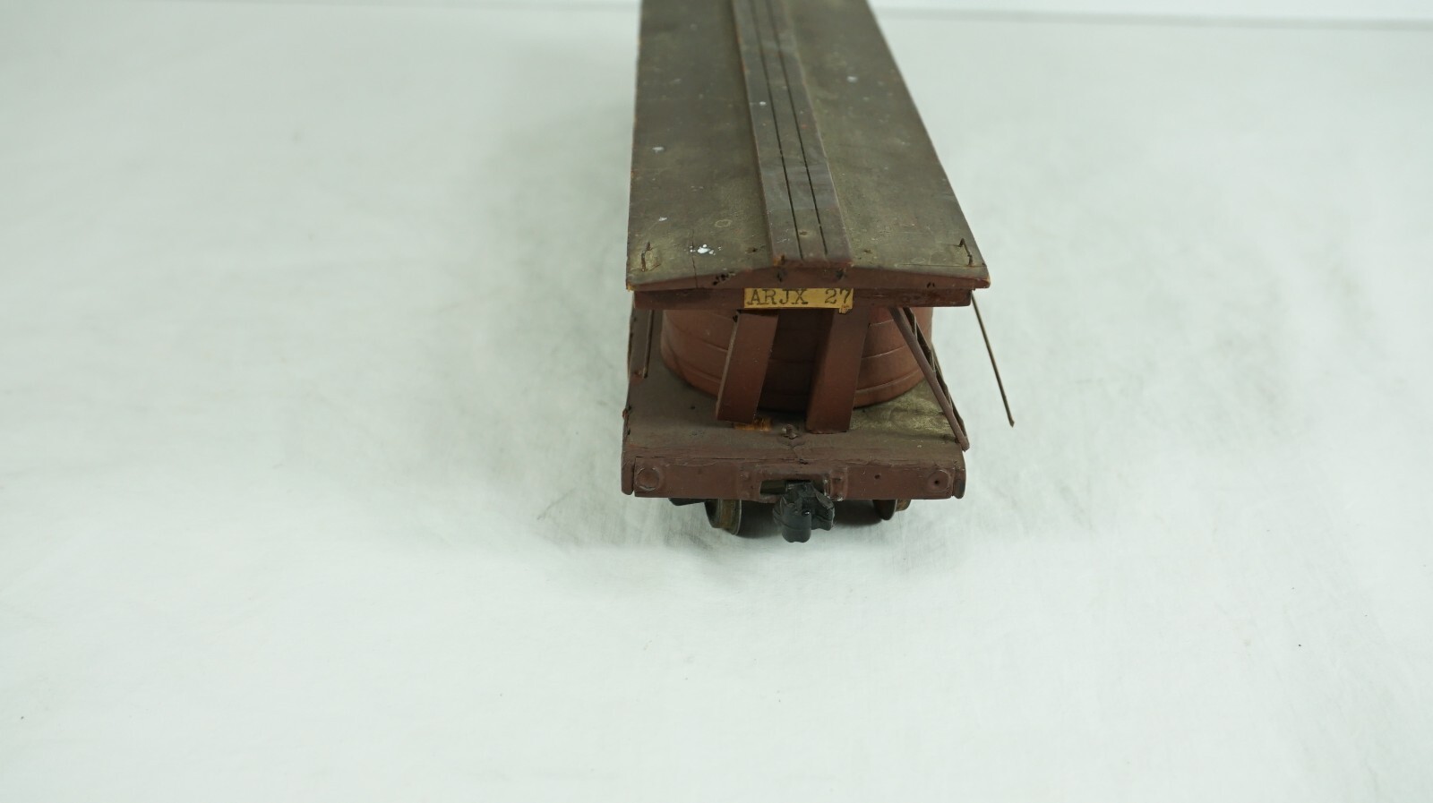 O Scale – Completed Wood & Metal Kit U-Kan-Plate Silver Polish Vat Car ARJX B10