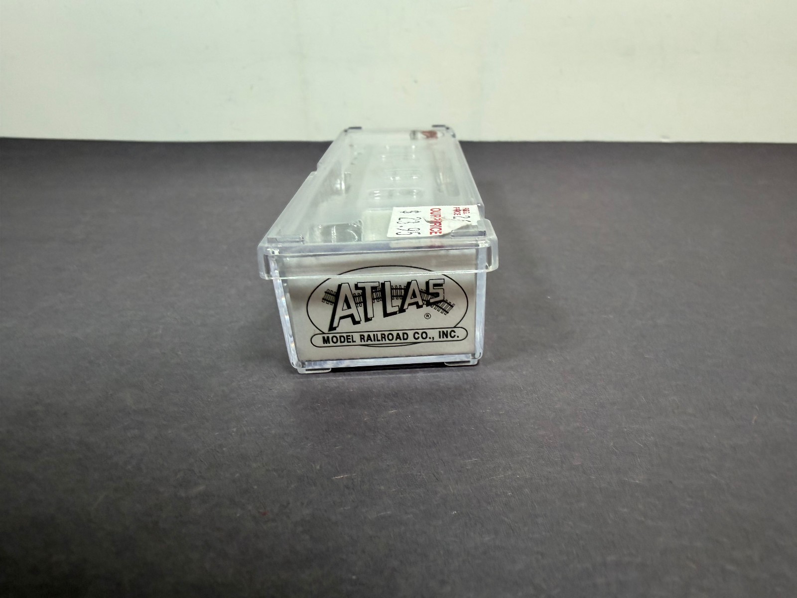 Atlas N Scale Train 500001755 Wood Reefer PACIFIC GREAT EASTERN PGE 819