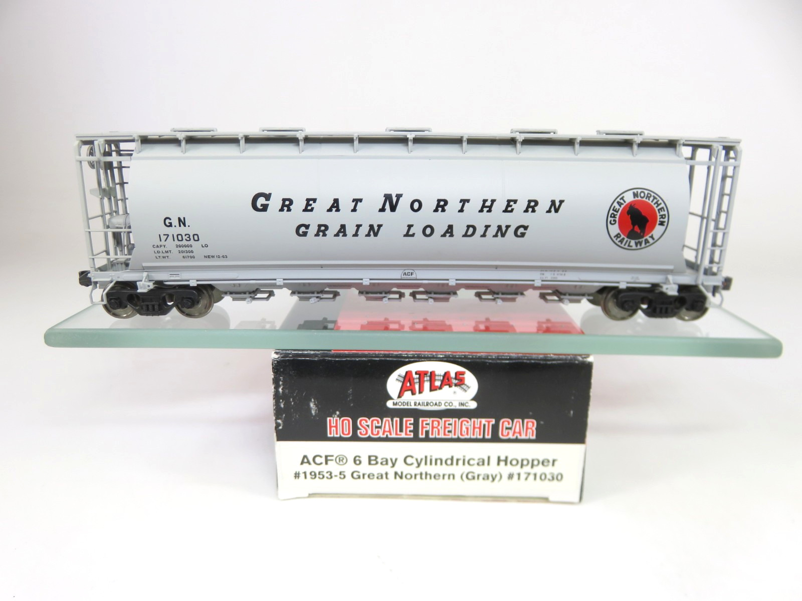 Atlas 1953-5 HO Scale Great Northern ACF 6 Bay Cylindrical Hopper Road #171030