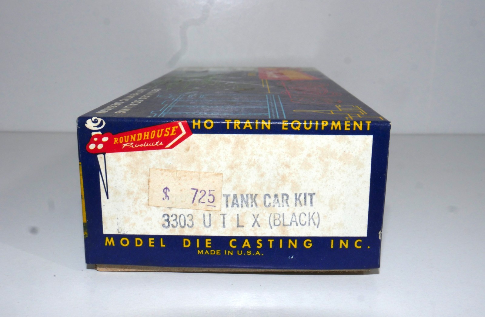 Roundhouse HO Scale UTLX Shorty Tank Car Kit #3303 (Black) Vintage – NEW