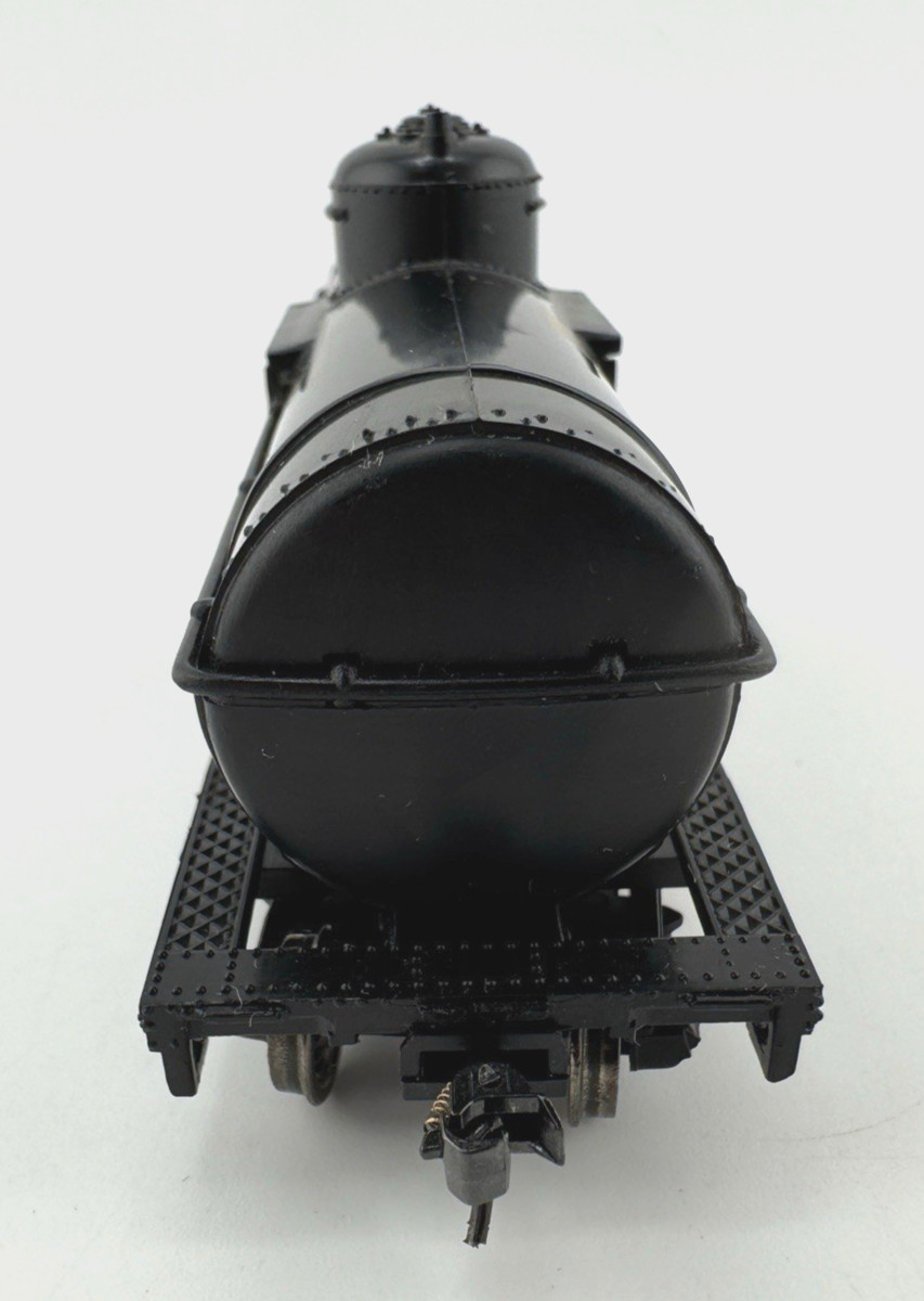 Model Power 98130 HO Scale Hercules Powder Chemical Tank Car Road #575