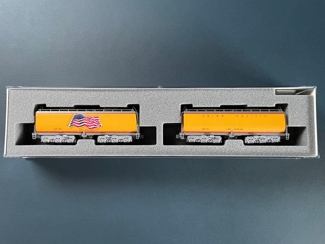 KATO 10-706-3 Union Pacific UP Water Tender 2-Car Set N Scale Model Train New