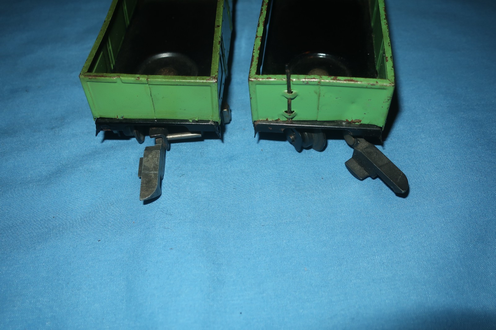 2 American Flyer Pre-war O Gauge #476 Gondola Cars