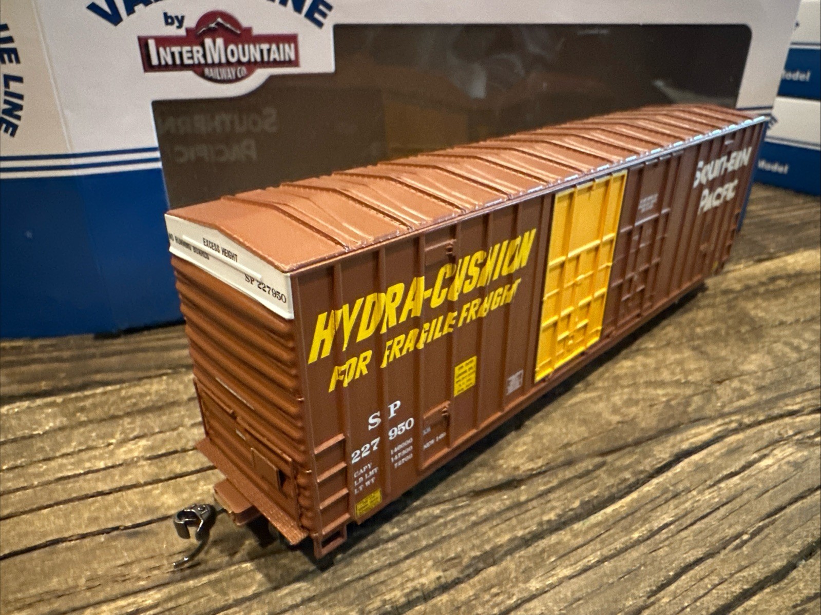 InterMountain Value Line HO 4134006-04 Gunderson 50’ Hi-Cube DD Box SP NIB