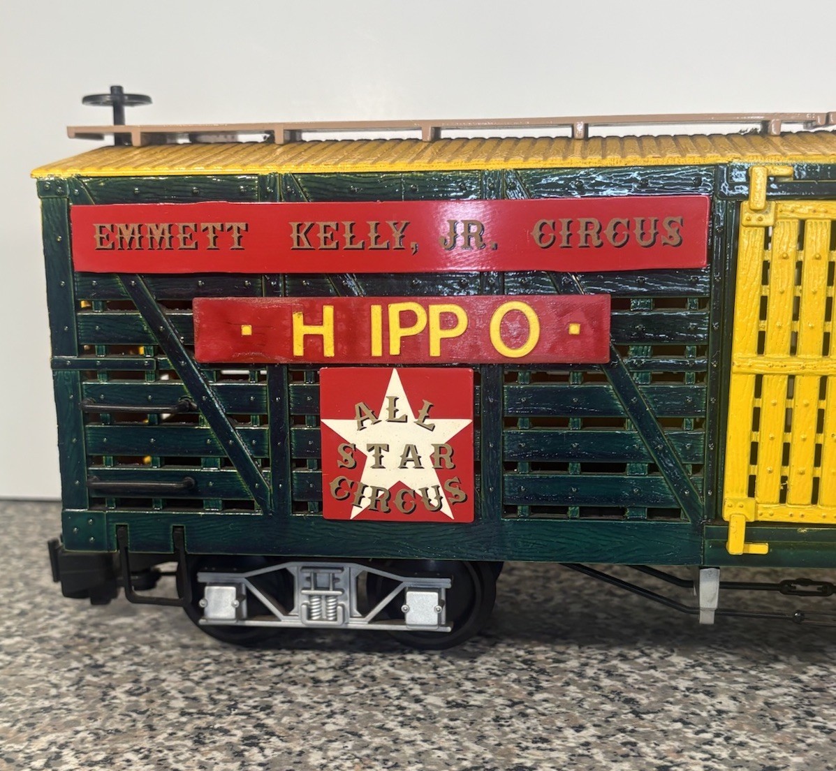 Bachmann 98171 Emmett Kelly Jr Circus Elephant Car REPAINTED G Scale Freight Car
