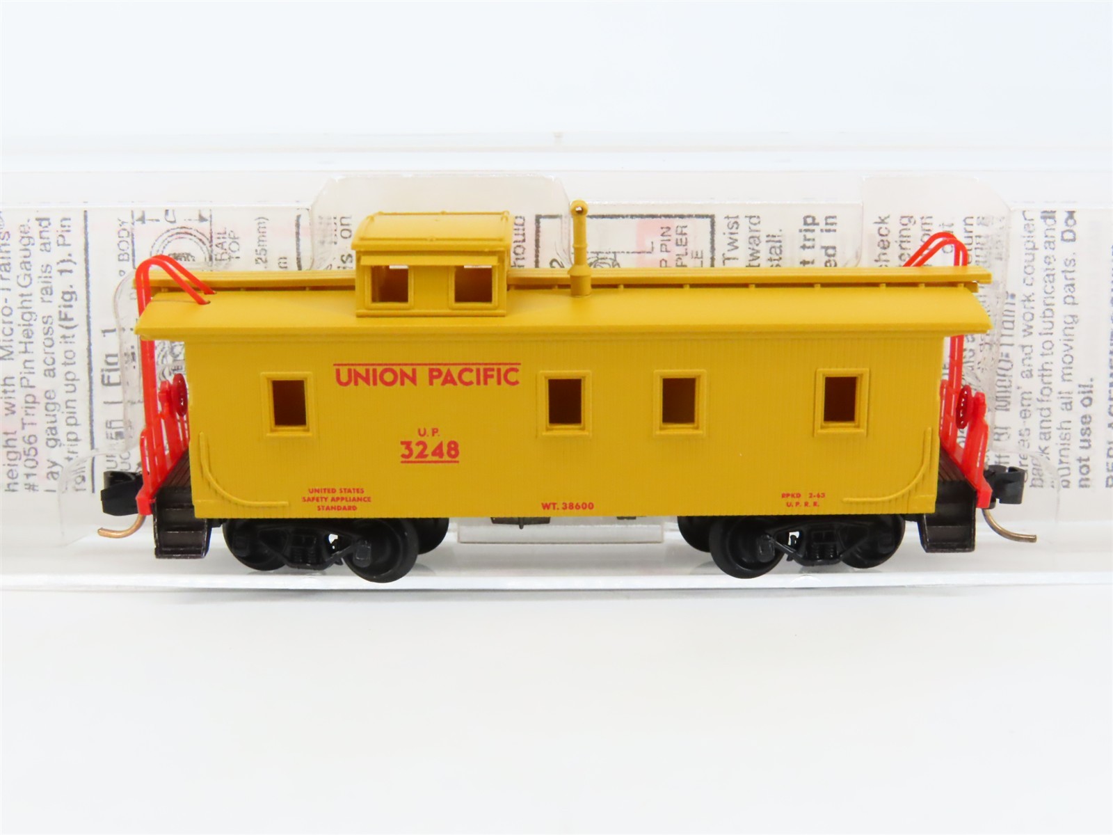 N Scale Micro-Trains MTL 50100 UP Union Pacific Railroad 34′ Wood Caboose #3248