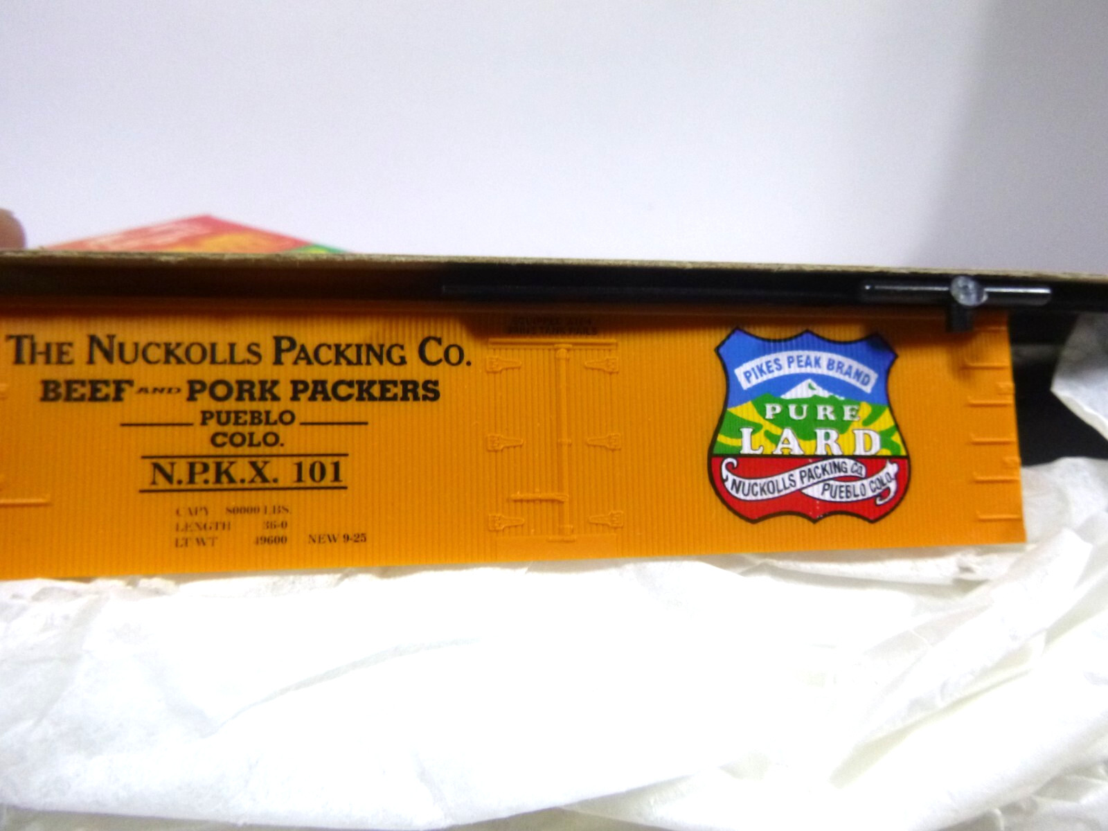 #512 HO ROUNDHOUSE KIT- NUCKOLLS PACKING-PUEBLO COLORADO-36’REEFER