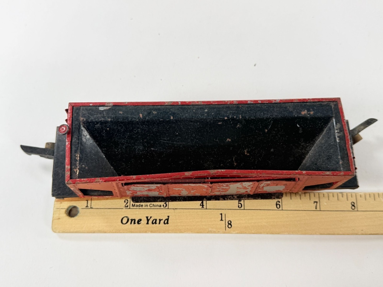 Vintage American Flyer S Gauge #716 Coal Dump Hopper & Lionel Red Hooper Car