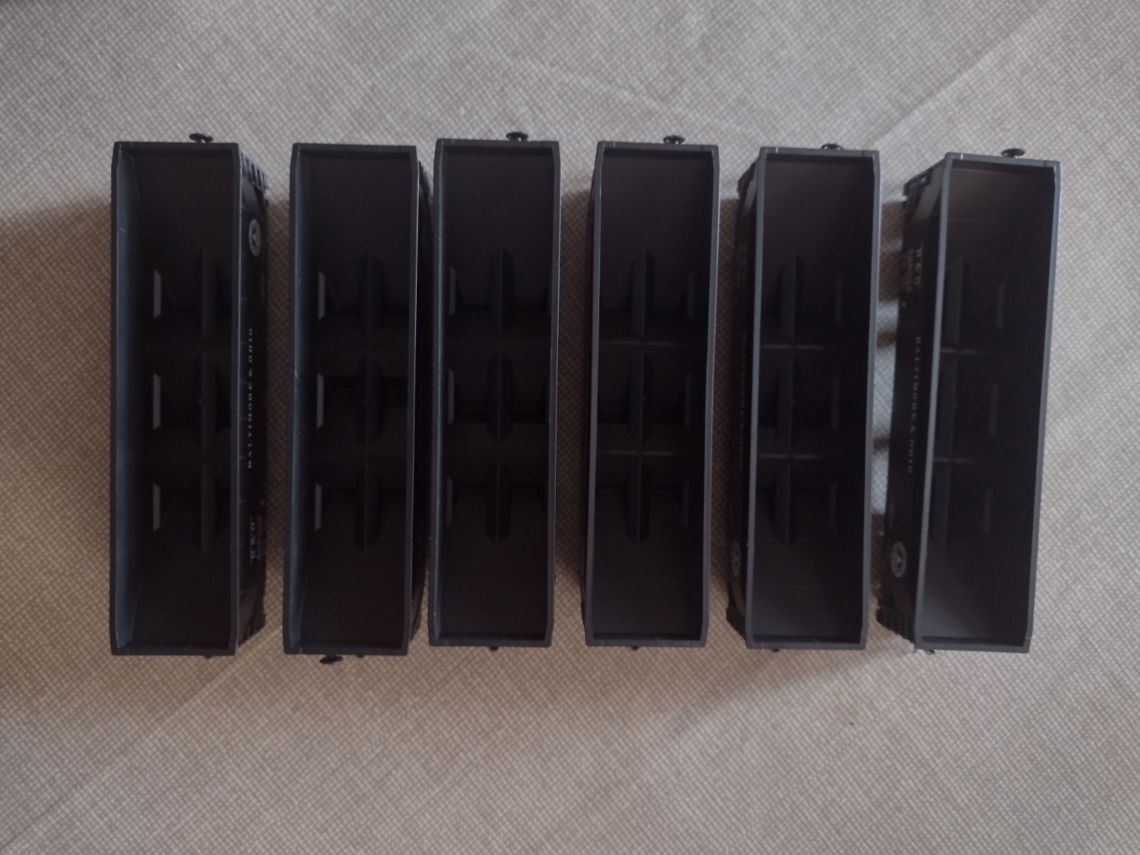 B&O Three Bay Hoppers, 6 Pack