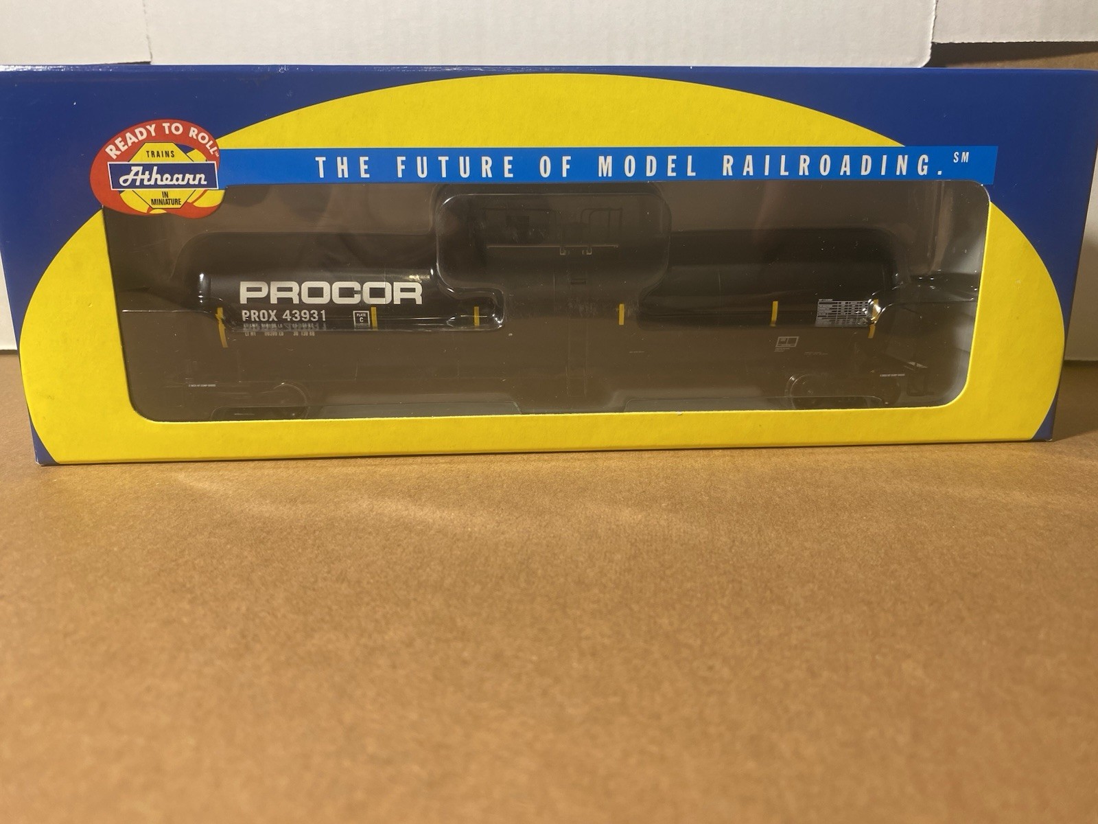 Athearn 92457 Procor 30K Gal. Ethanol Tank Car – New In The Box