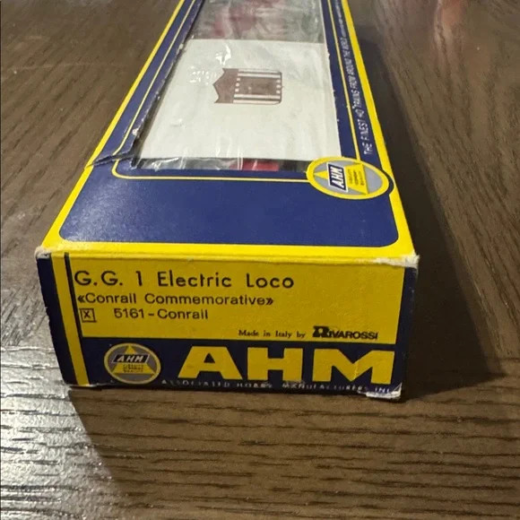 AHM Conrail Bicentennial Spirit of 76 GG-1 Limited Edition HO Scale Locomotive