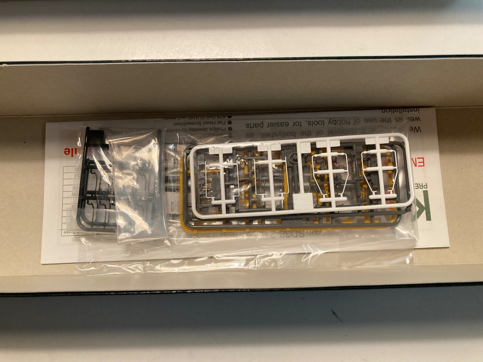 Kato Union Pacific SD38-2 Rd Y833 (37-6511 Sound Friendly DCC Ready HO NEW