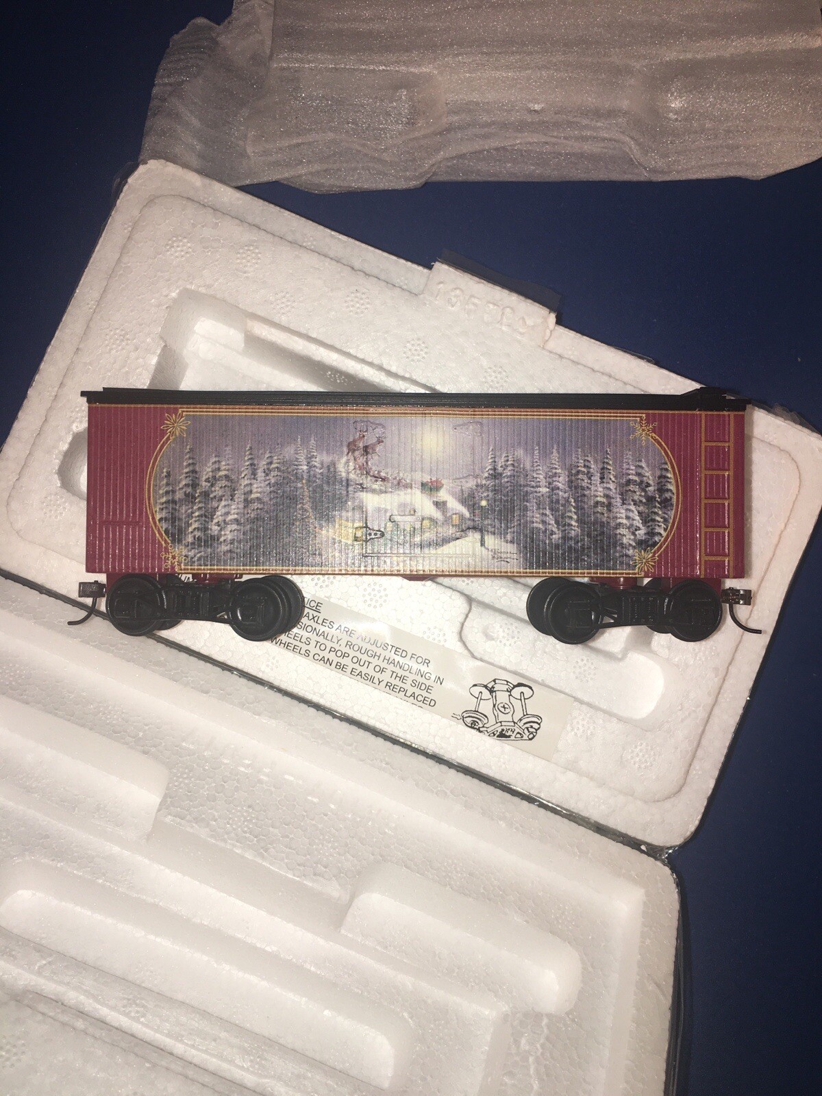 Hawthorne Village Dash Away All Musical Box Car – NIB (#BB11)