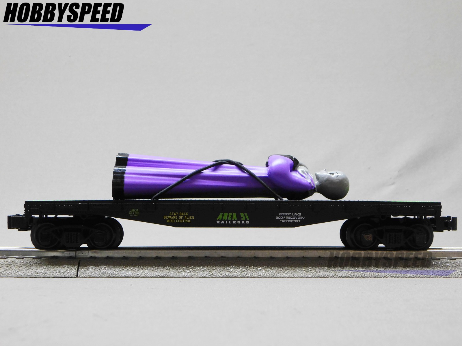 LIONEL AREA 51 TAKE ME TO YOUR LEADER ALIEN FLATCAR O GAUGE train 2528710 NEW