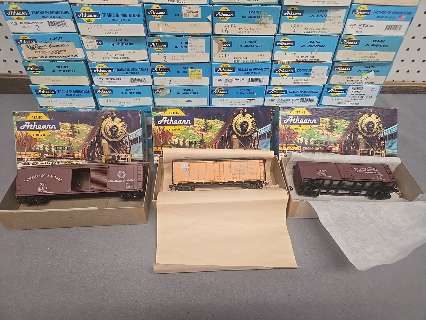 Lot Of 5 Random Athearn HO Blue Box Car Kits Most Have Kedee Couplers